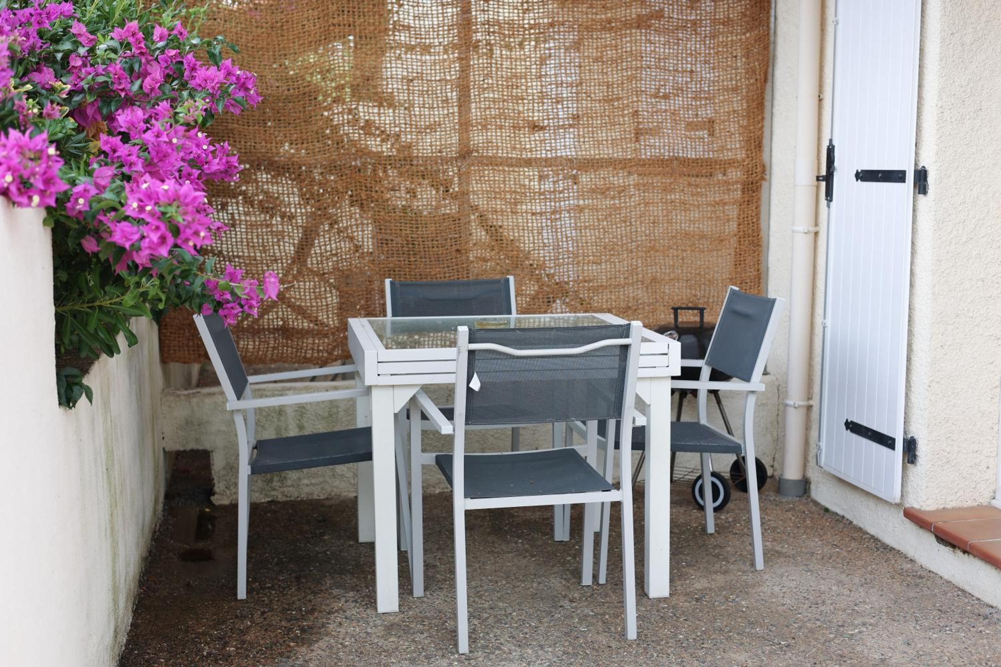 Marina Di Fautea Apartman Olmucciu Szoba fotó