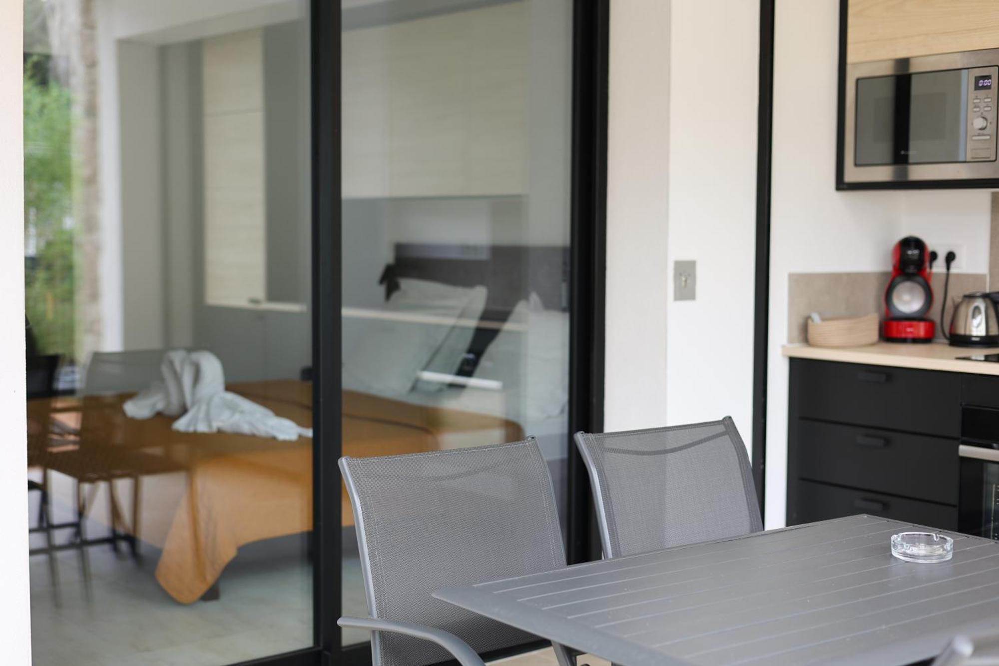 Marina Di Fautea Apartman Olmucciu Szoba fotó
